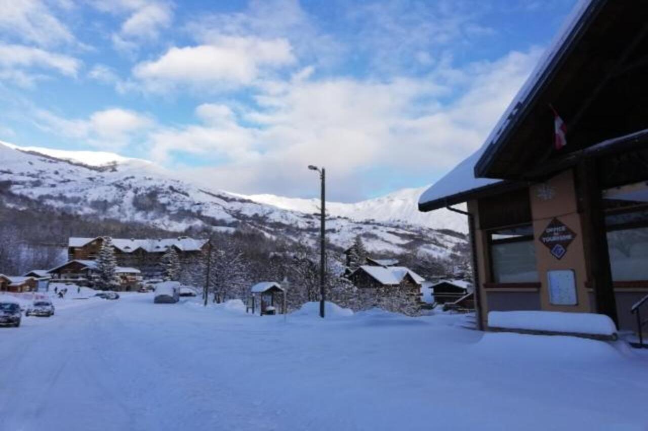 Olydea Les Bottieres - Saint-Pancrace Aparthotel Bagian luar foto